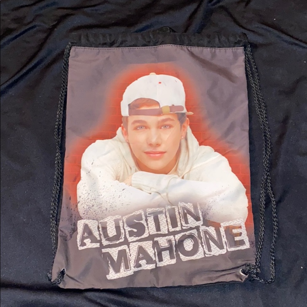 Austin Mahone Drawstring Bag